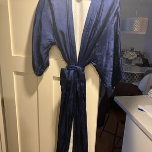 Elegant Navy Blue Kimono Robe